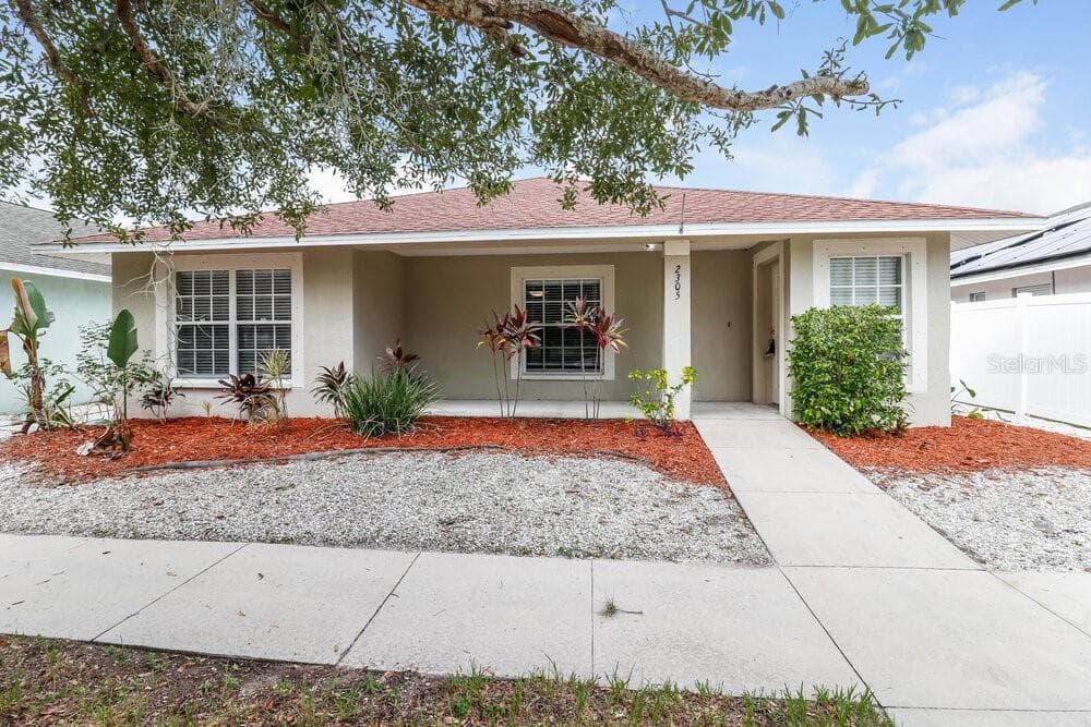 2305 UNITY VILLAGE DRIVE RUSKIN, FL 33570