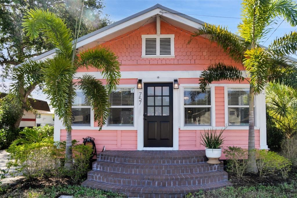 757 MAIN STREET DUNEDIN, FL 34698
