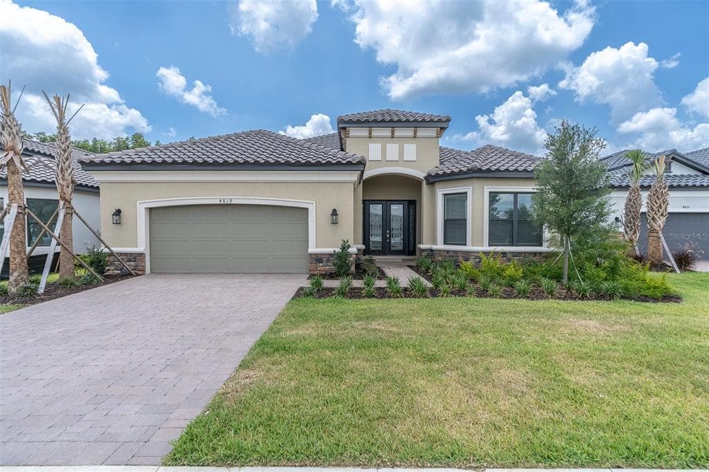 4819 ROSATTI ROAD WESLEY CHAPEL, FL 33543