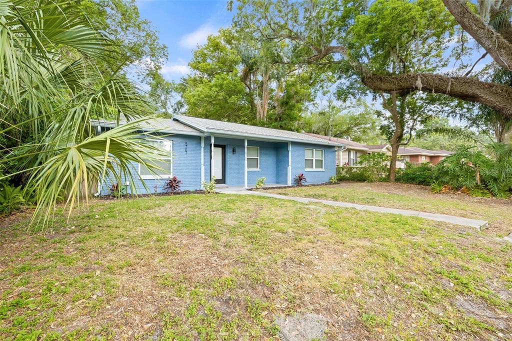 5707 N 15TH ST TAMPA, FL 33610