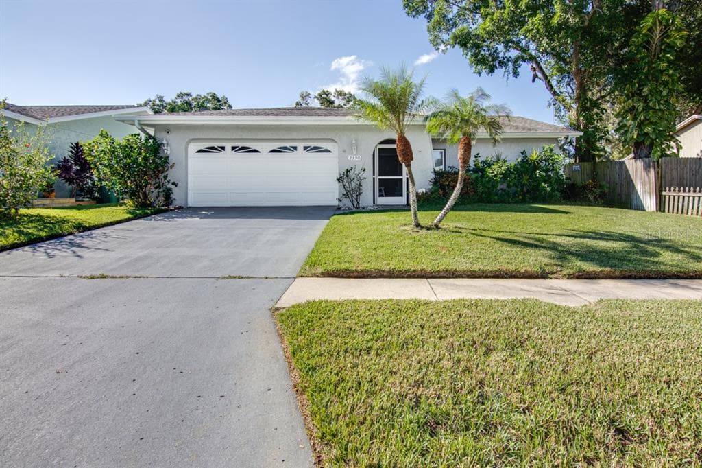 2390 N CITRUS WAY PALM HARBOR, FL 34683