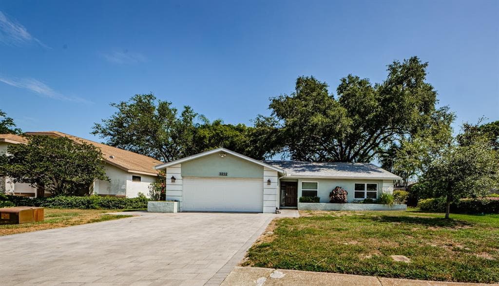 3232 COVENTRY N SAFETY HARBOR, FL 34695
