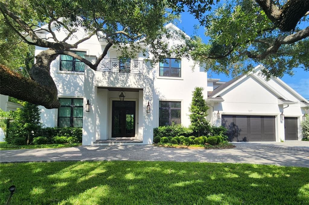 1017 S FRANKLAND ROAD TAMPA, FL 33629