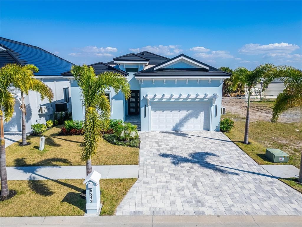 6542 SIMONE SHORES CIRCLE APOLLO BEACH, FL 33572