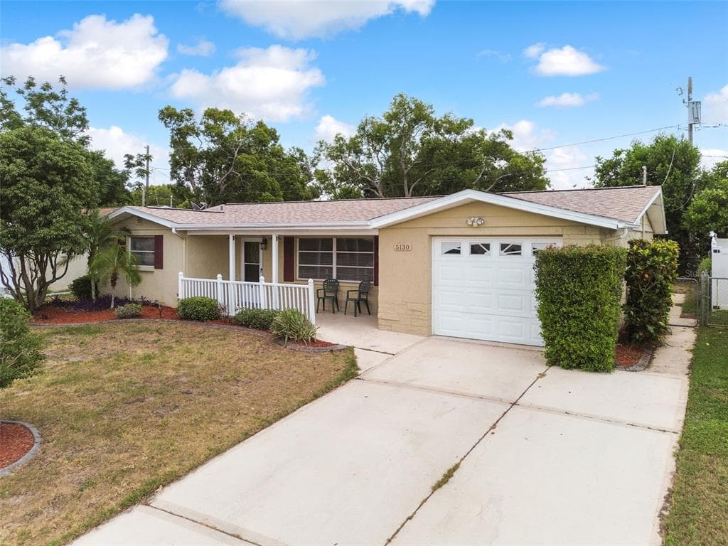 5130 LOFTON DRIVE NEW PORT RICHEY, FL 34652
