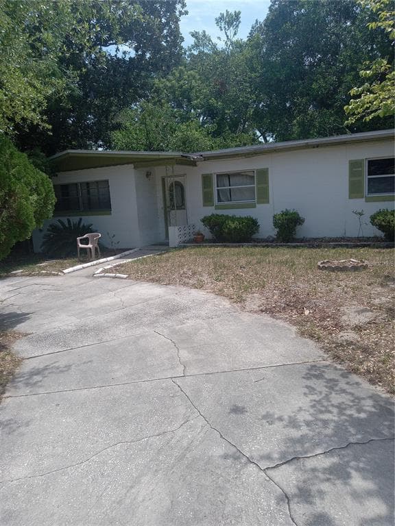 6413 N 48TH STREET TAMPA, FL 33610