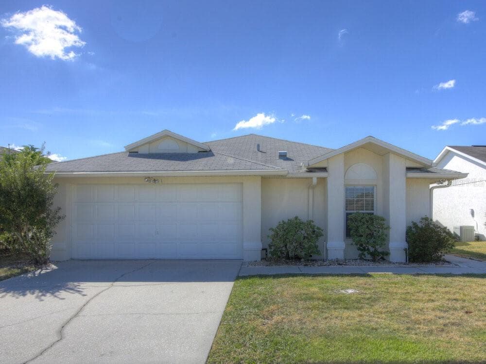 8661 WELLINGTON LOOP KISSIMMEE, FL 34747