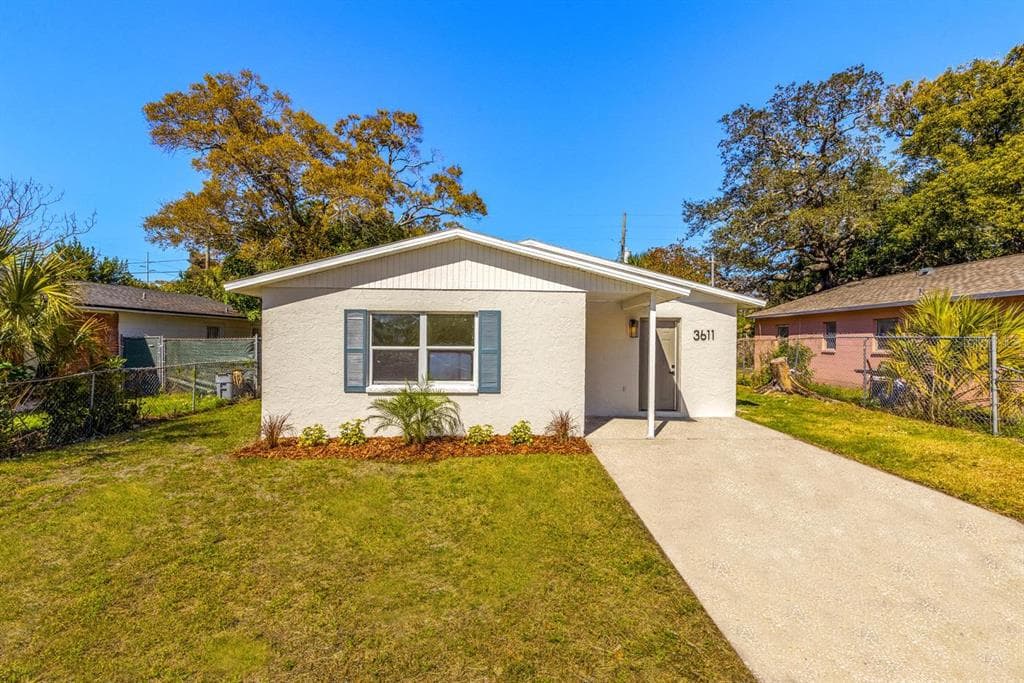 3611 16TH AVENUE S ST PETERSBURG, FL 33711