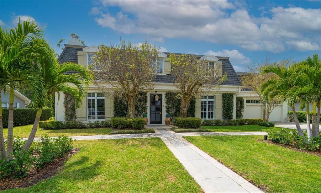 3 AMBLESIDE DRIVE BELLEAIR, FL 33756