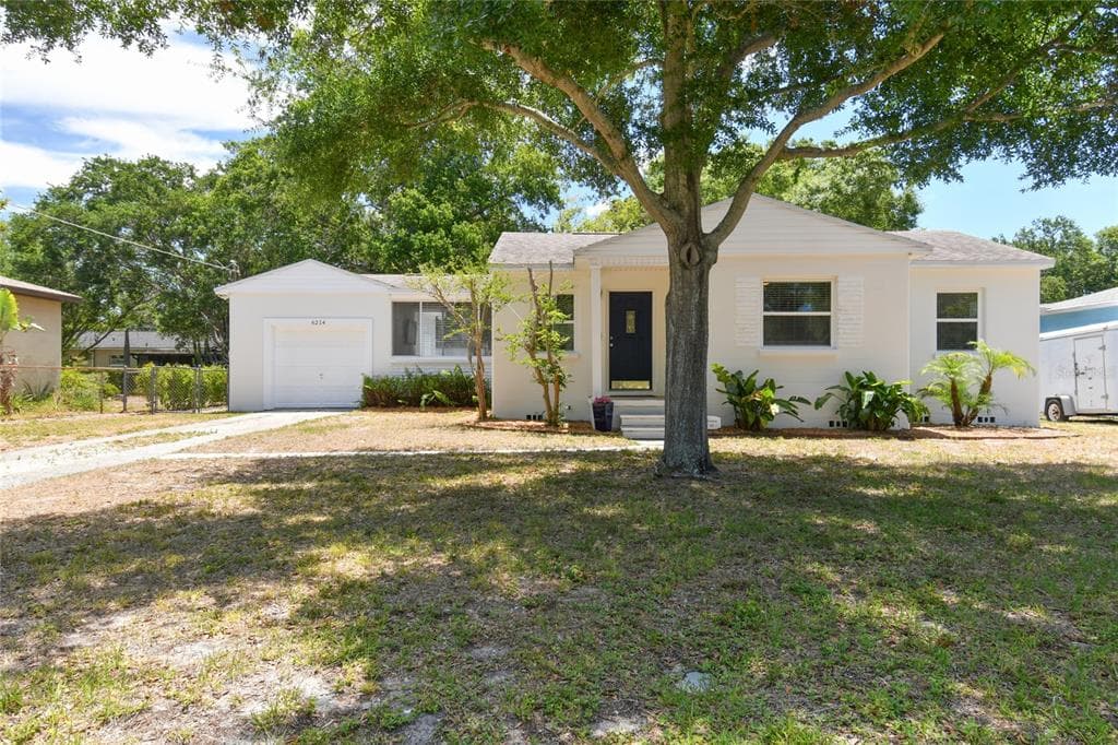 6214 S FOSTER AVENUE TAMPA, FL 33611