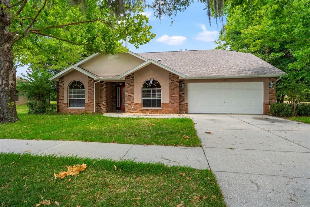 6302 SILVER OAKS DRIVE ZEPHYRHILLS, FL 33542