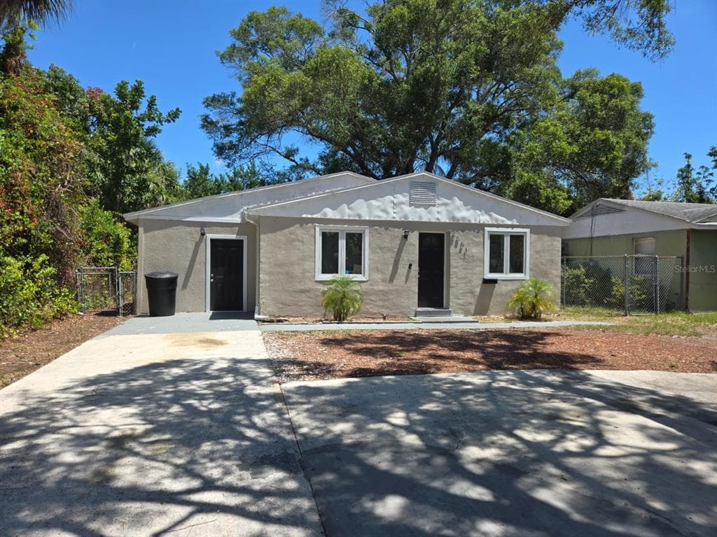2561 17TH AVENUE S ST PETERSBURG, FL 33712