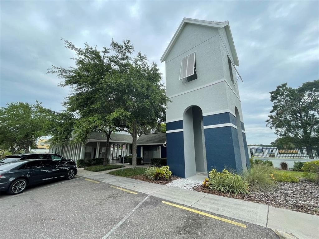 4501 BAY SPRING COURT TAMPA, FL 33611