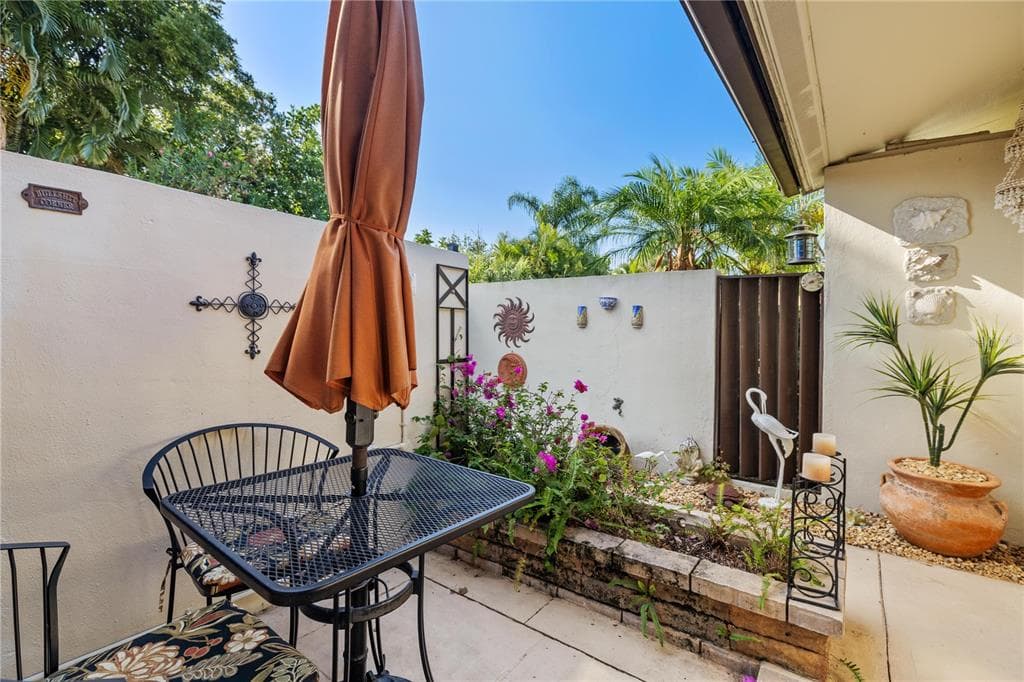 6204 PRINCIPIA DRIVE UNIT 4 FORT MYERS, FL 33919