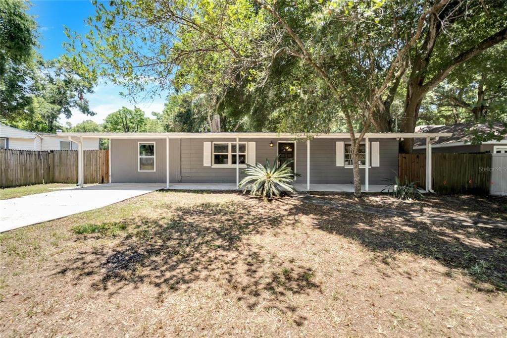 908 W WHEELER ROAD BRANDON, FL 33510