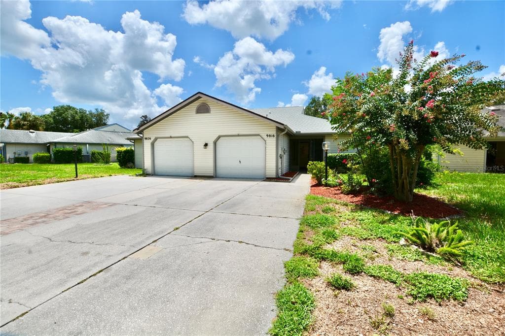 9816 E PEBBLE CREEK COURT INVERNESS, FL 34450