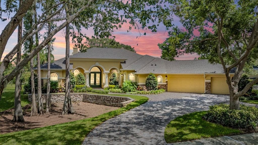 2983 WENTWORTH WAY TARPON SPRINGS, FL 34688