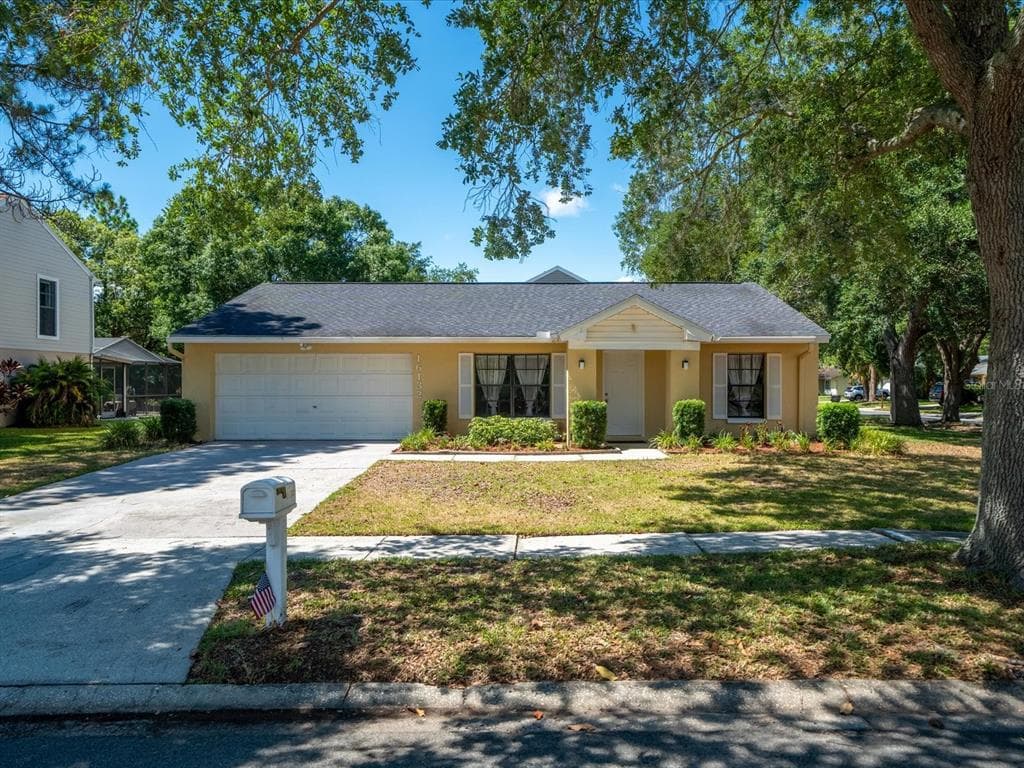 16132 COUNTRY CROSSING DRIVE