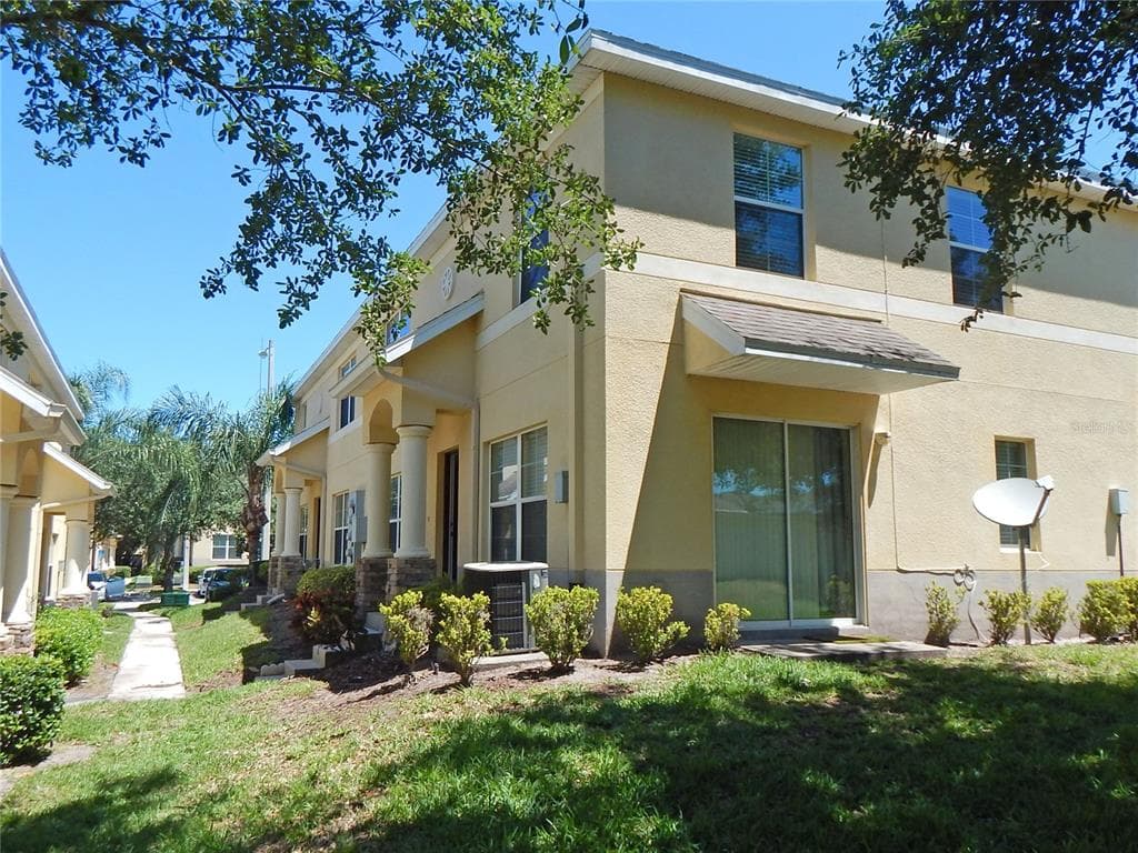 10935 KEYS GATE DRIVE RIVERVIEW, FL 33579