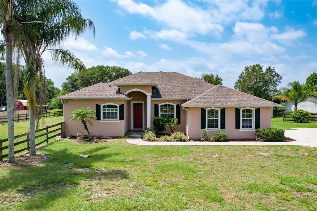 611 ROBINSON OAKS LANE PLANT CITY, FL 33567