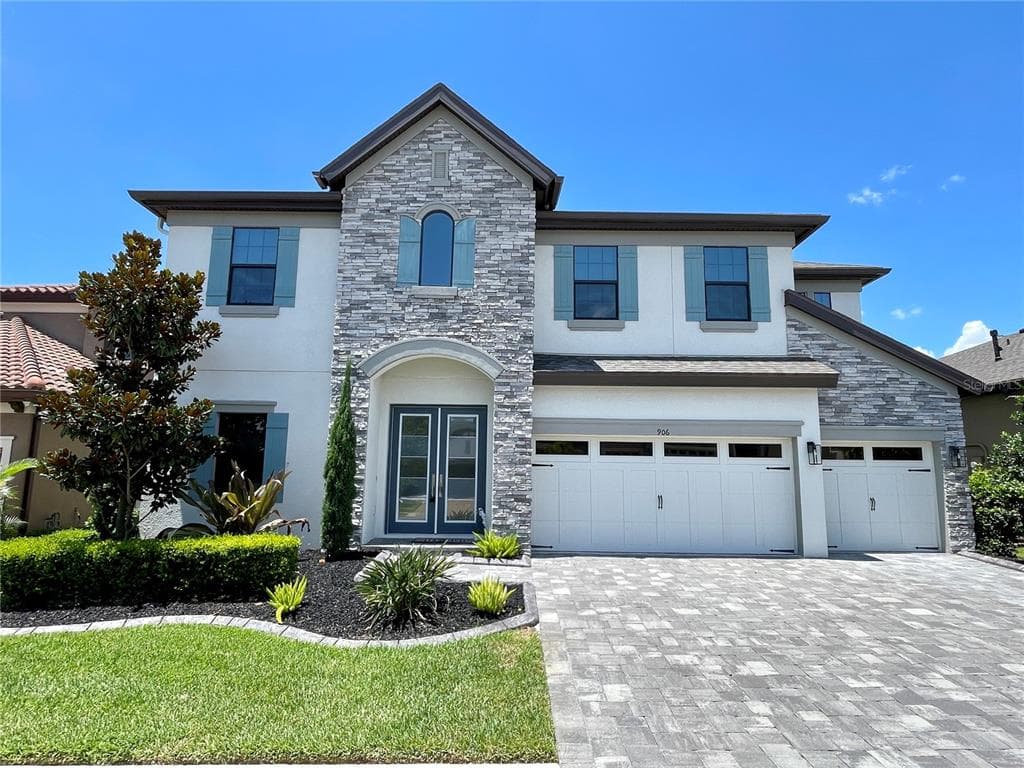 906 GRAND CRESTA AVENUE BRANDON, FL 33511