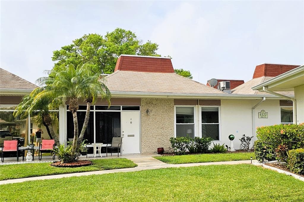 4322 TAHITIAN GARDENS CIRCLE UNIT C HOLIDAY, FL 34691