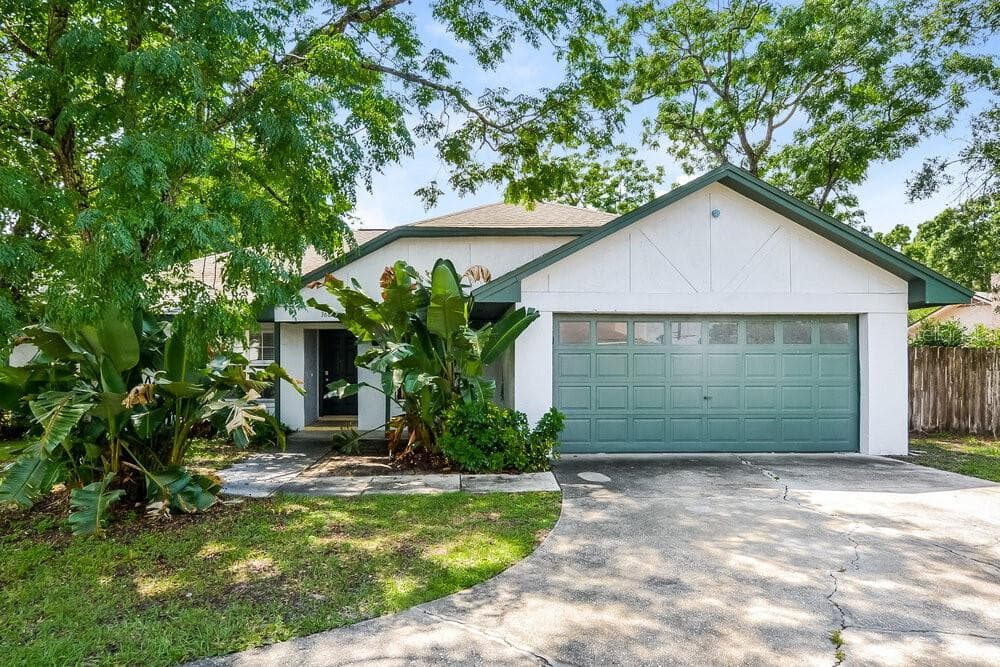 368 N CROSSBEAM DRIVE CASSELBERRY, FL 32707