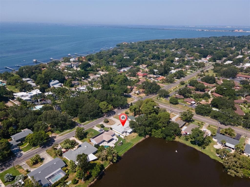 867 PINELLAS POINT DRIVE S ST PETERSBURG, FL 33705