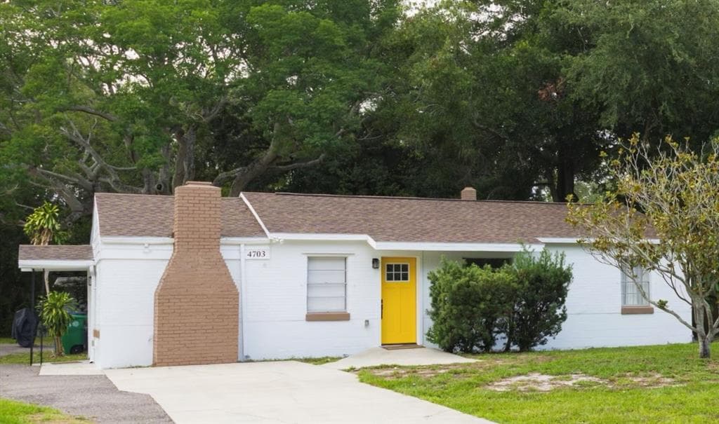 4703 W KNIGHTS AVENUE TAMPA, FL 33611
