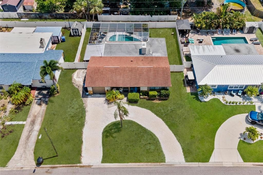 5870 39TH AVENUE N ST PETERSBURG, FL 33709