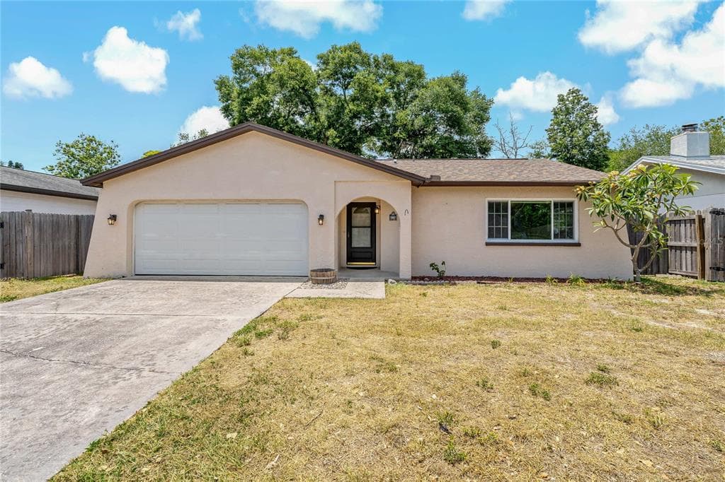 1776 W GROVELEAF AVENUE PALM HARBOR, FL 34683