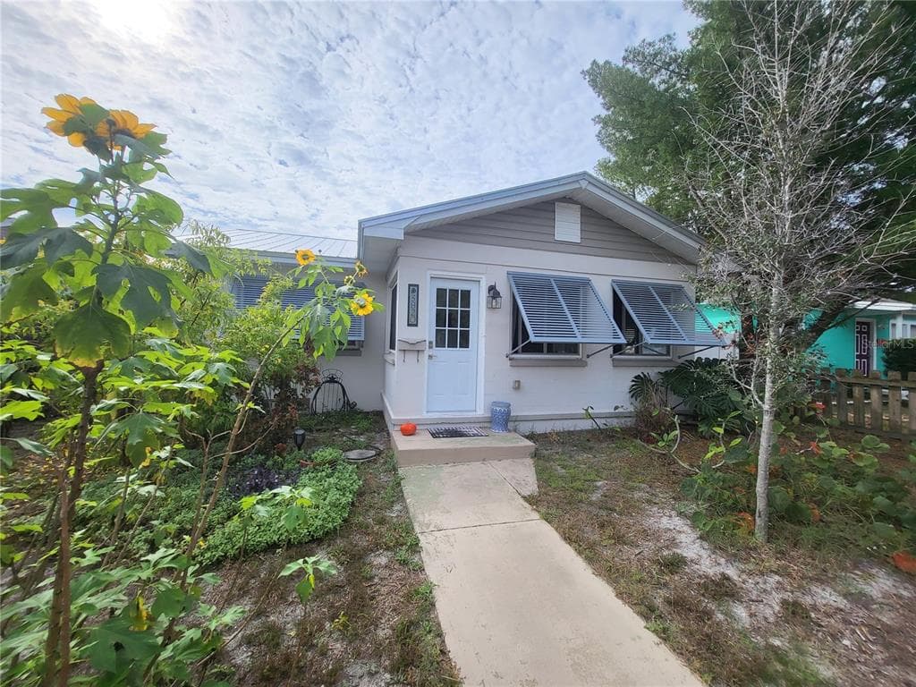 3820 2ND AVENUE N ST PETERSBURG, FL 33713