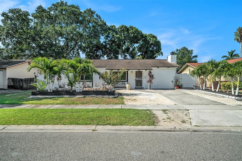 6164 97TH TERRACE N PINELLAS PARK, FL 33782