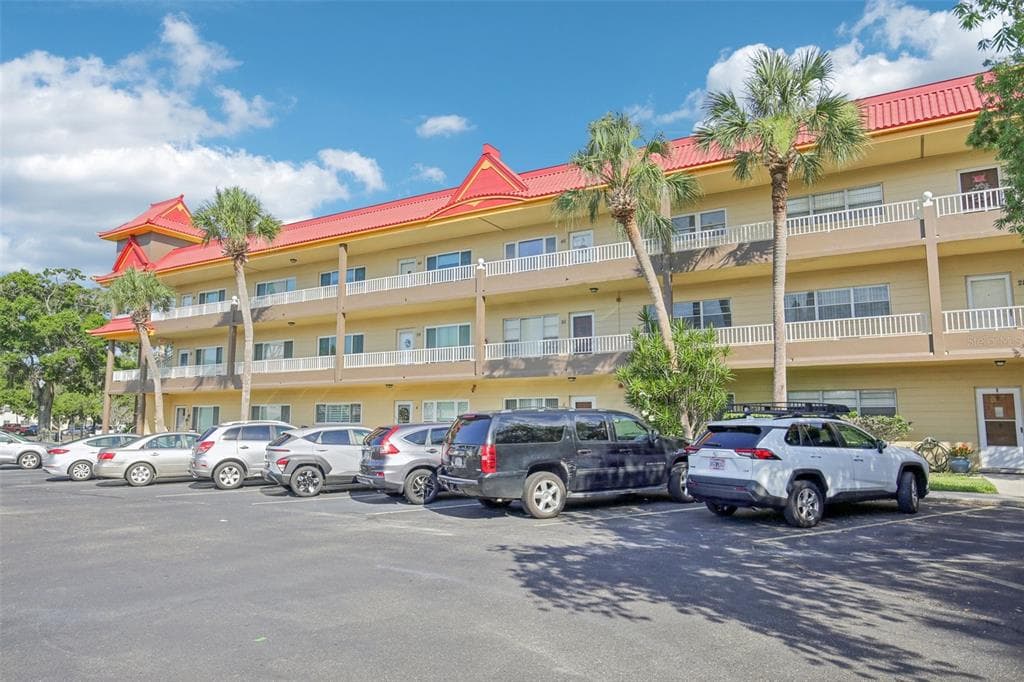 2402 ECUADORIAN WAY UNIT 24 CLEARWATER, FL 33763
