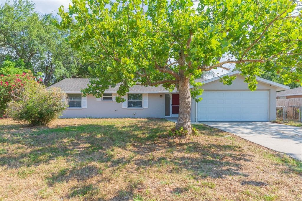 540 FIREFLY LANE APOLLO BEACH, FL 33572