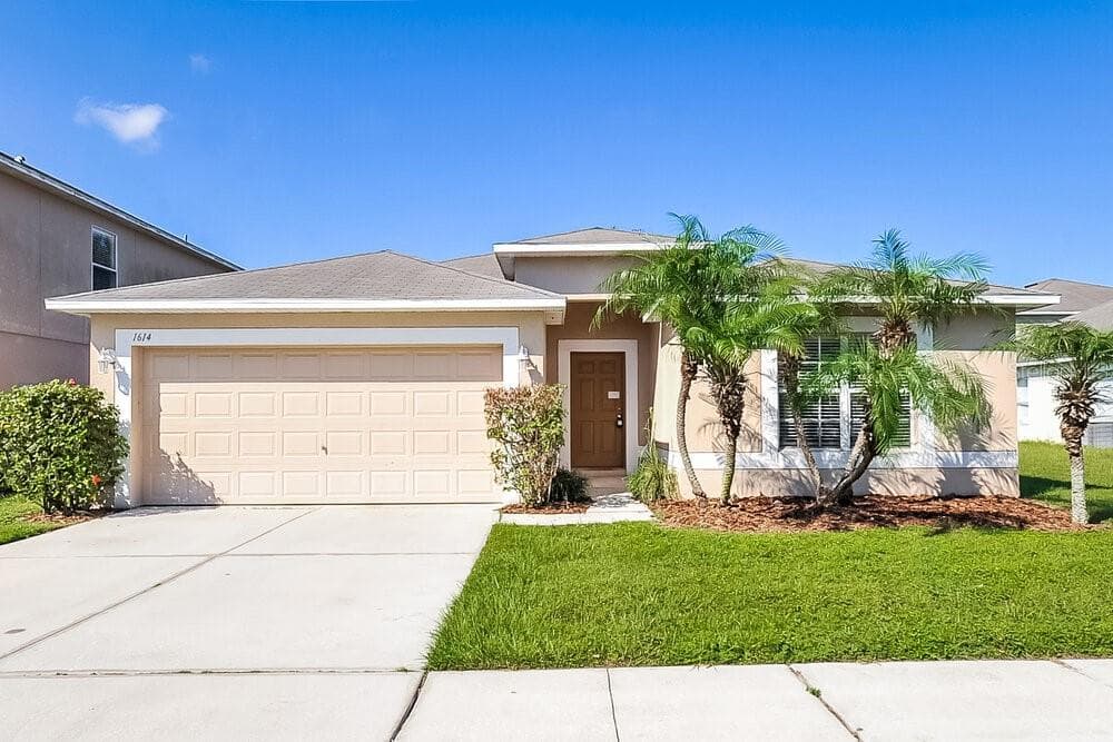 1614 ALHAMBRA CREST DRIVE RUSKIN, FL 33570