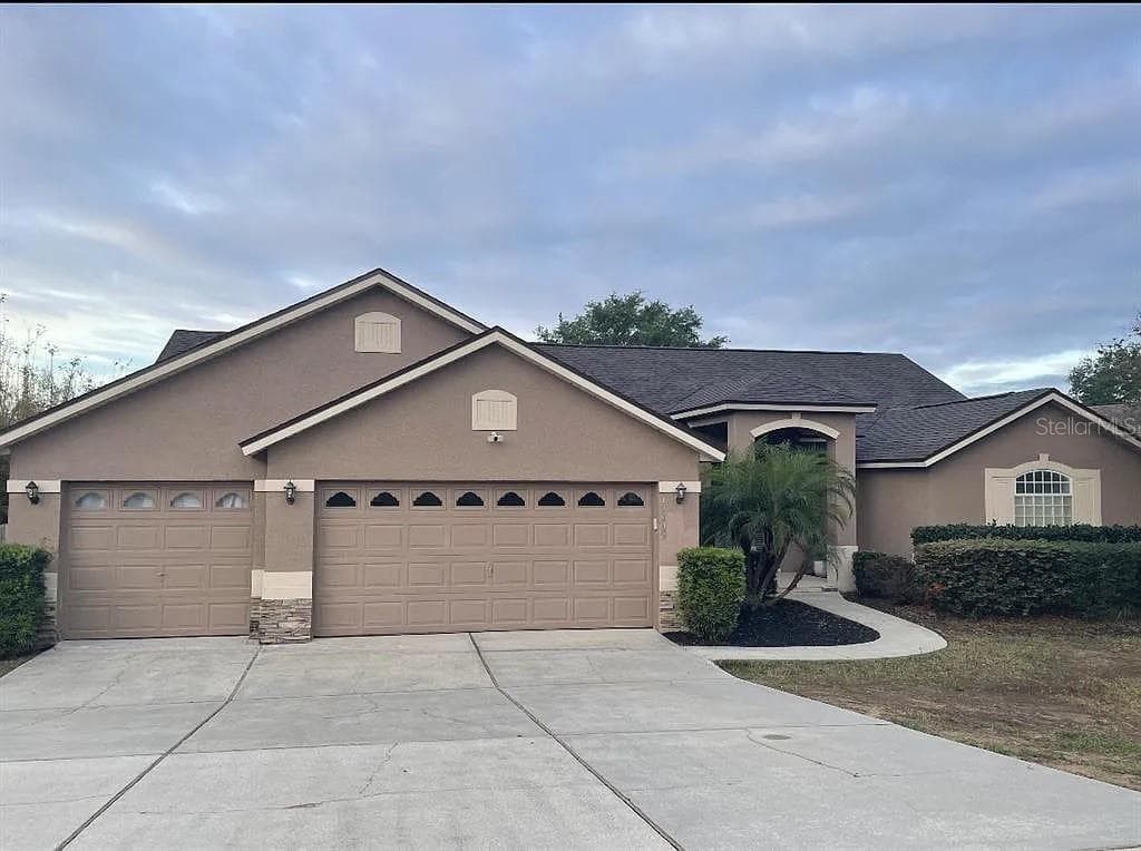 13045 LONG PINE TRAIL CLERMONT, FL 34711