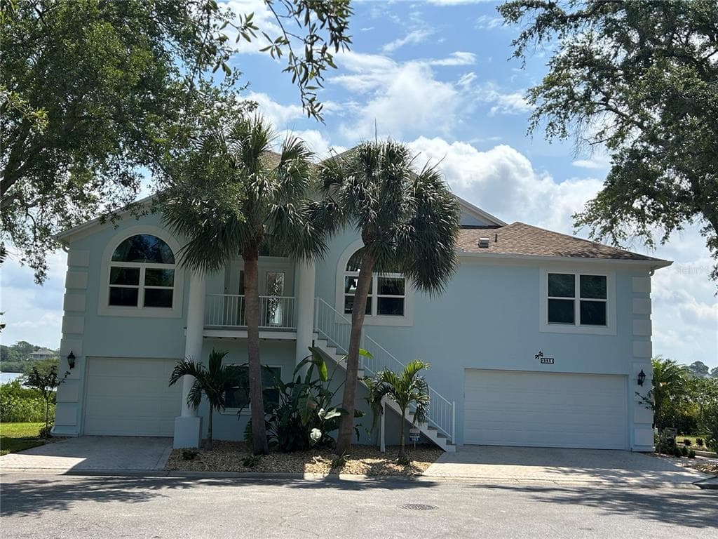 983 BAYOU LANE PALM HARBOR, FL 34683