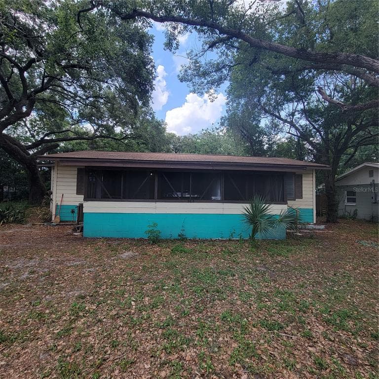 302 E 121ST AVENUE UNIT B TAMPA, FL 33612