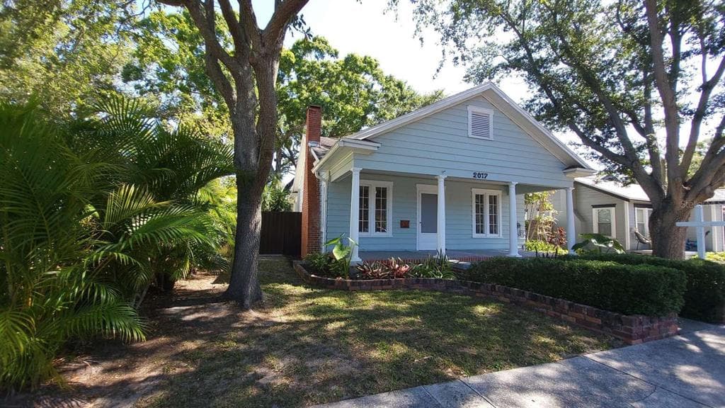 2017 DARTMOUTH AVENUE N ST PETERSBURG, FL 33713