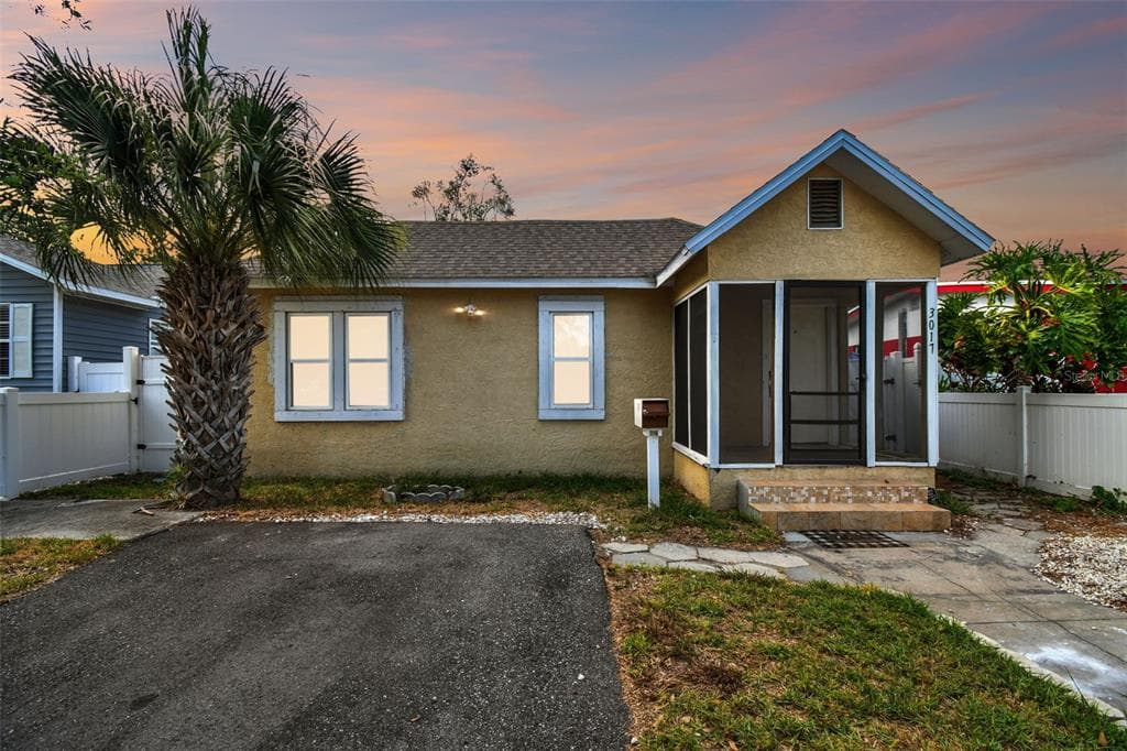 3017 FREEMONT TERRACE S ST PETERSBURG, FL 33712