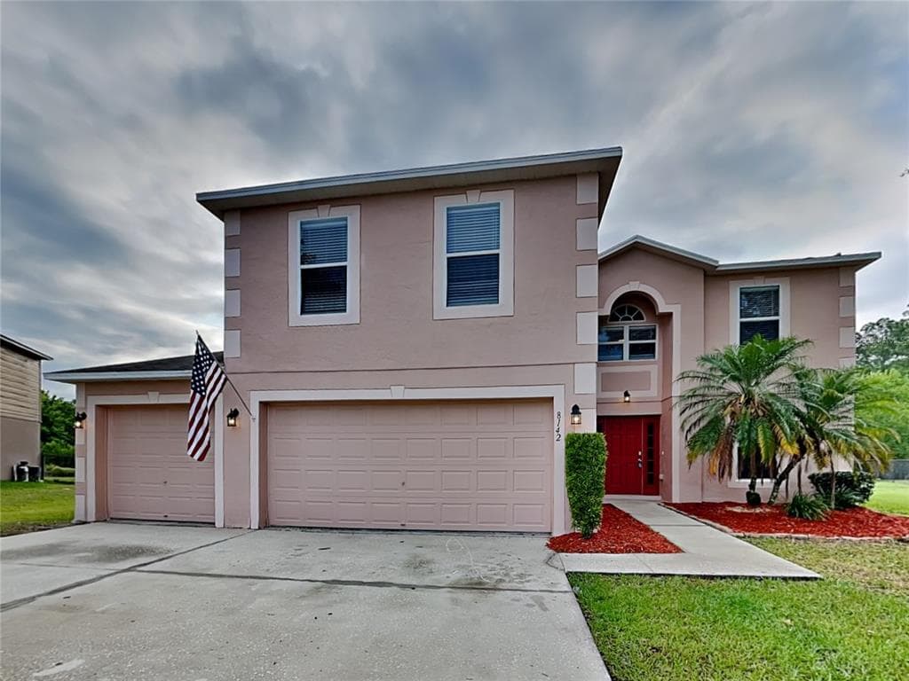 8142 SETTLERS CREEK CIRCLE LAKELAND, FL 33810