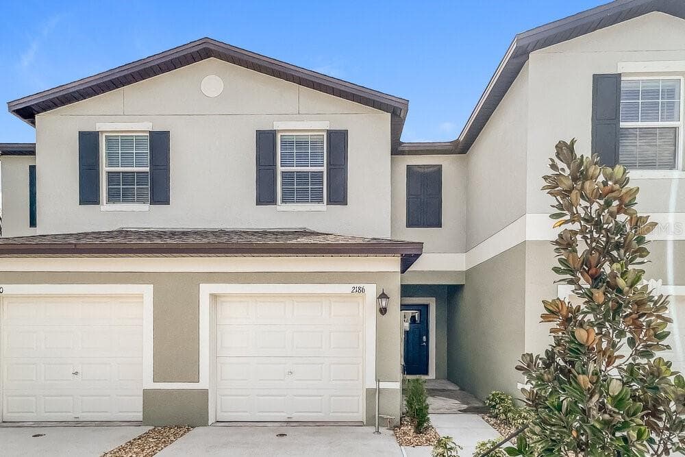 2186 AZURE VIEW WAY LUTZ, FL 33558