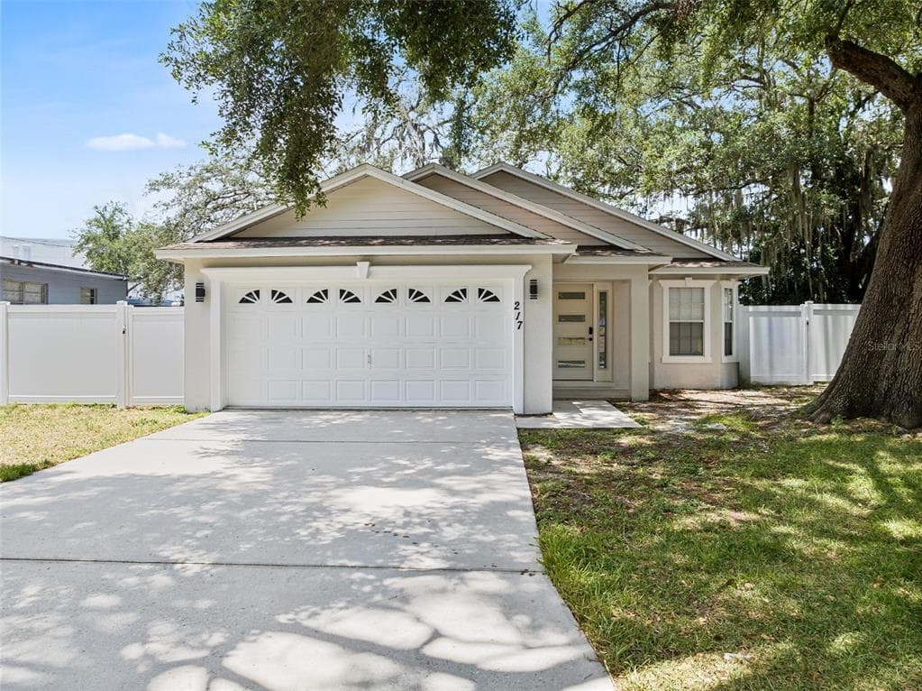 217 E EDWARD STREET LAKELAND, FL 33805