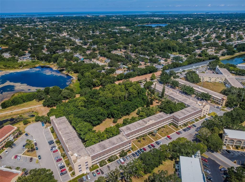 2170 AMERICUS BOULEVARD S UNIT 31 CLEARWATER, FL 33763