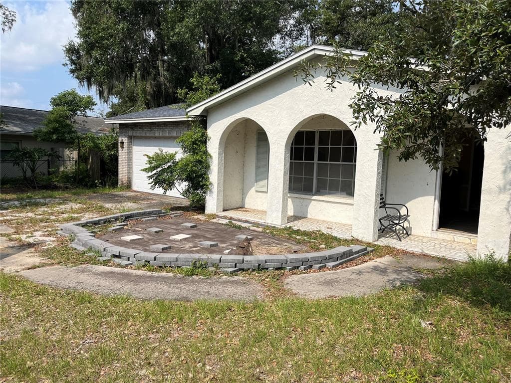 2210 TANGLEWOOD WAY BRANDON, FL 33511