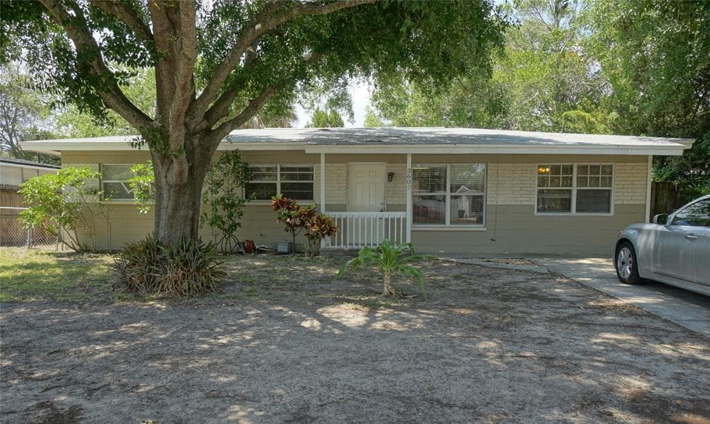 3607 W OKLAHOMA AVENUE TAMPA, FL 33611