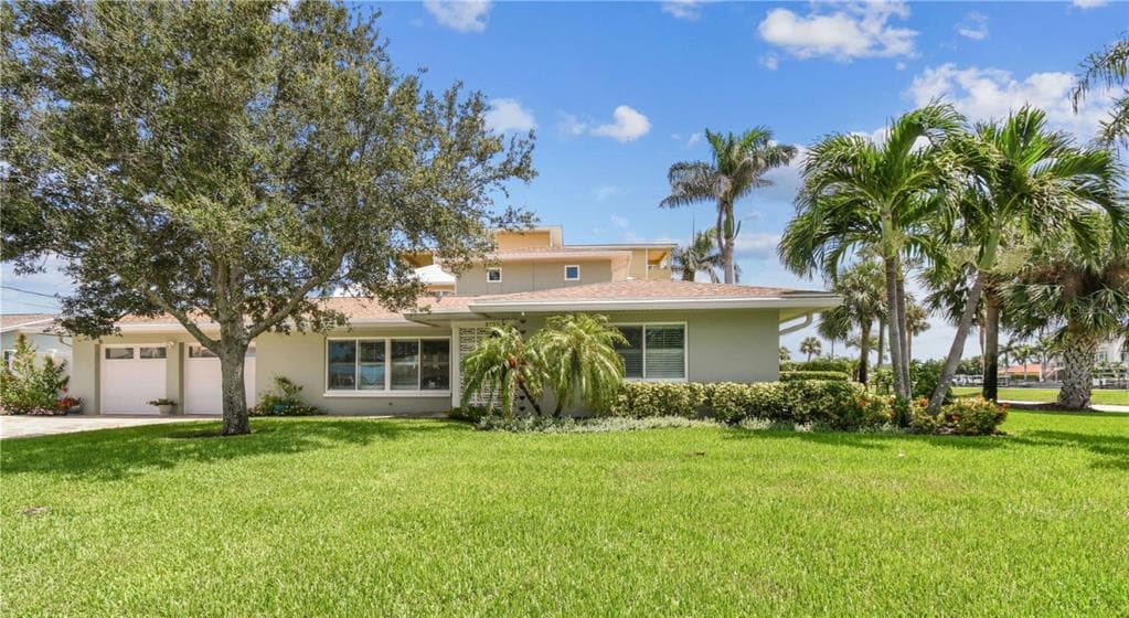 3101 HIBISCUS DRIVE W BELLEAIR BEACH, FL 33786