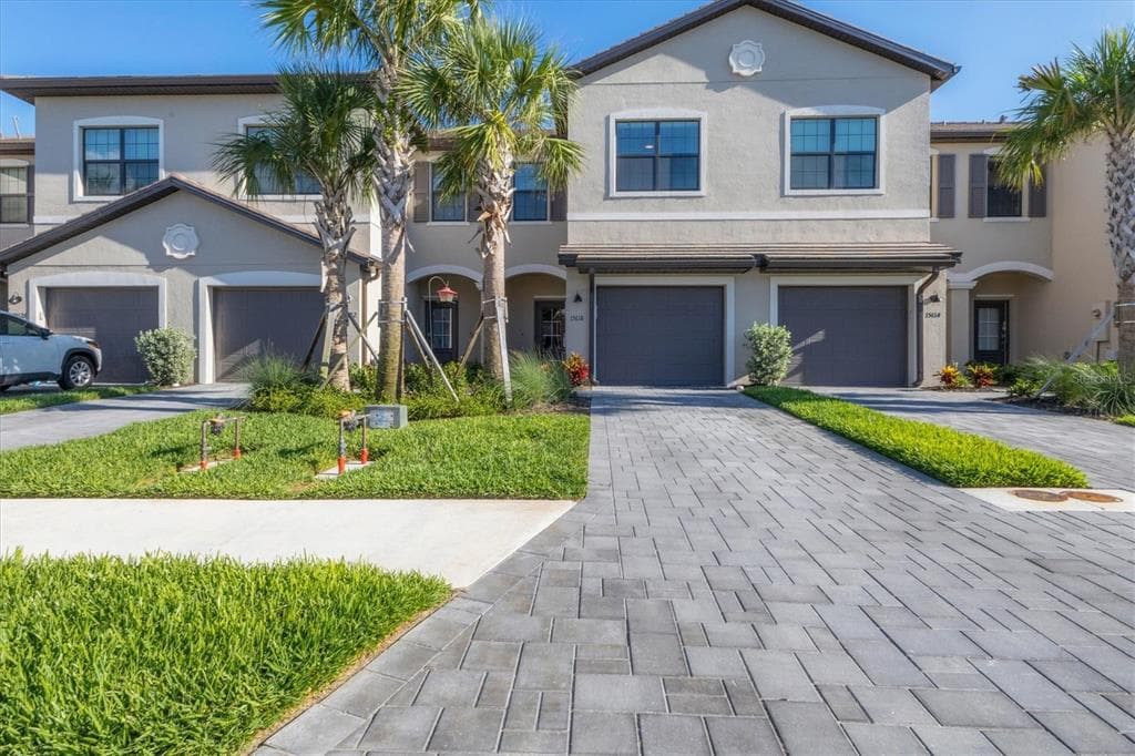 15118 LYLA TERRACE LAKEWOOD RANCH, FL 34211