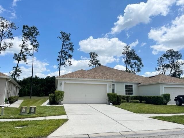 5816 AUTUMN SHIRE DRIVE ZEPHYRHILLS, FL 33541